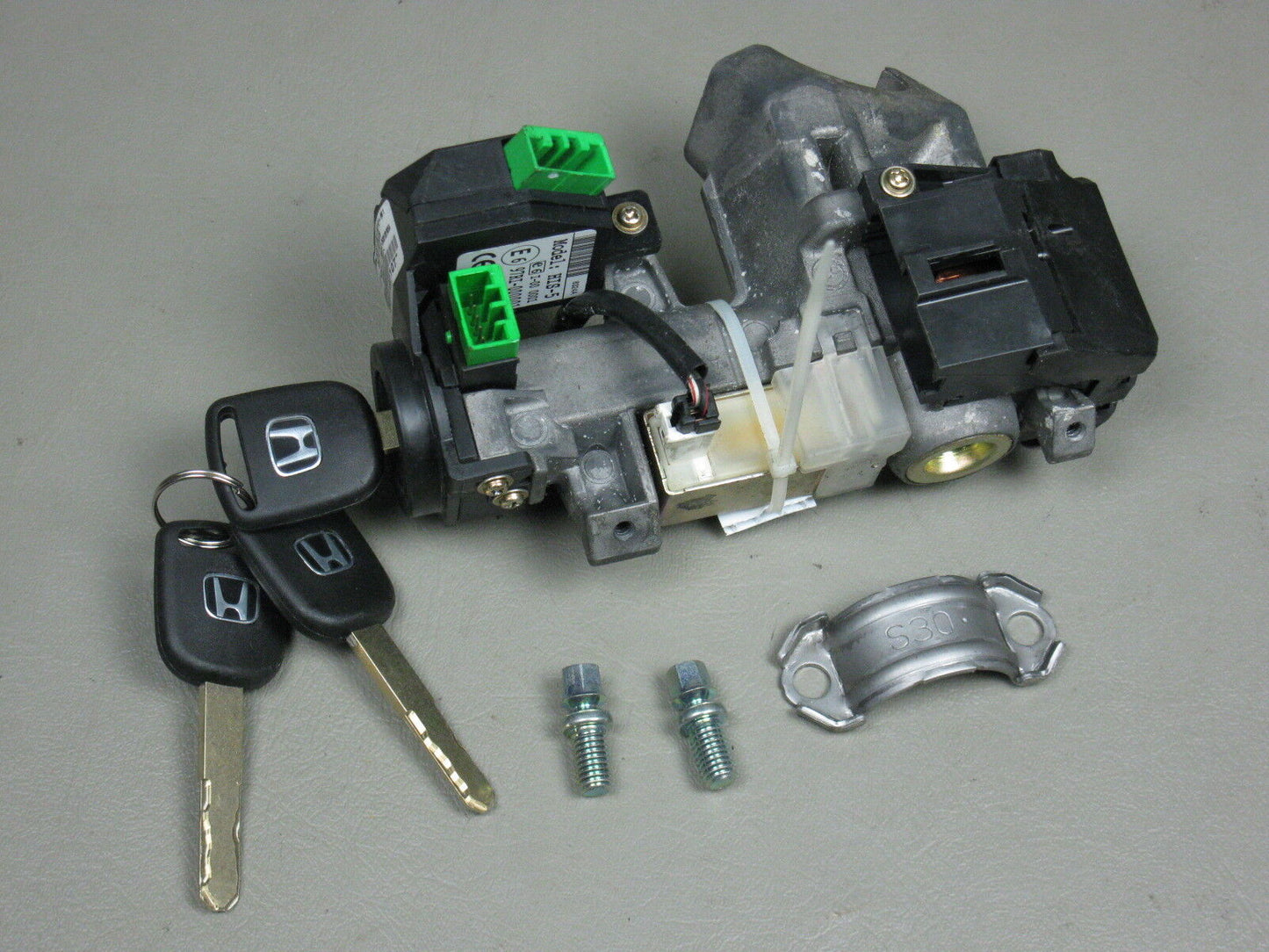 2003 2004 2005 Honda Civic OEM Ignition Switch Cylinder Lock with key