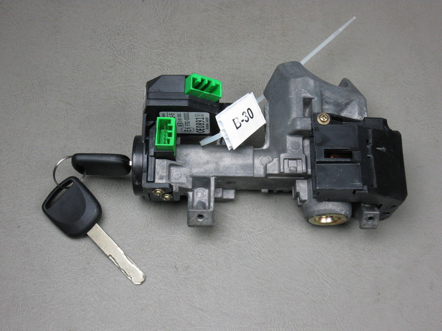 2003 2004 2005 Honda Civic OEM Ignition Switch Cylinder Lock with key